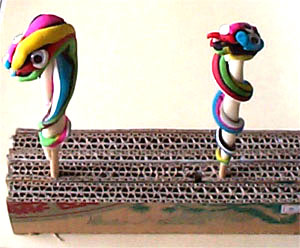 橡皮泥制作:彩虹蛇